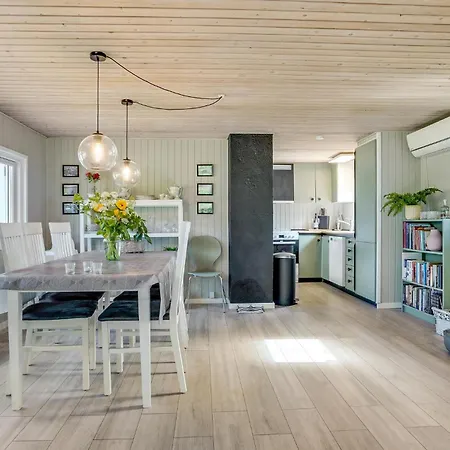 Stunning In With Wifi Storvorde